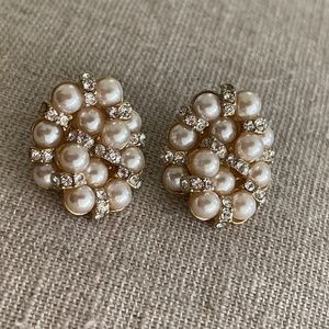 Faux pearl and crystal Earrings